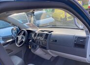 Volkswagen Caravelle 27