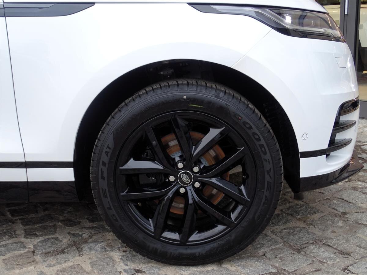 Land Rover Range Rover Velar SUV 2,0 l 150 kw