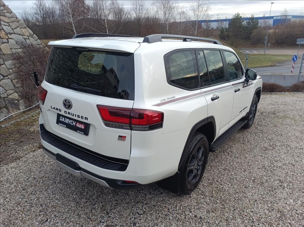 Toyota Land Cruiser Ostatní 3,4 l 305 kw