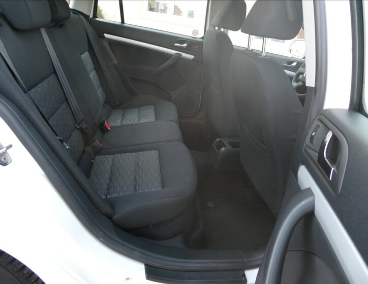 Škoda Octavia Kombi 1,6 l 77 kw