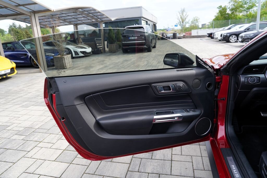 Ford Mustang Kupé 2,3 l 265 kw