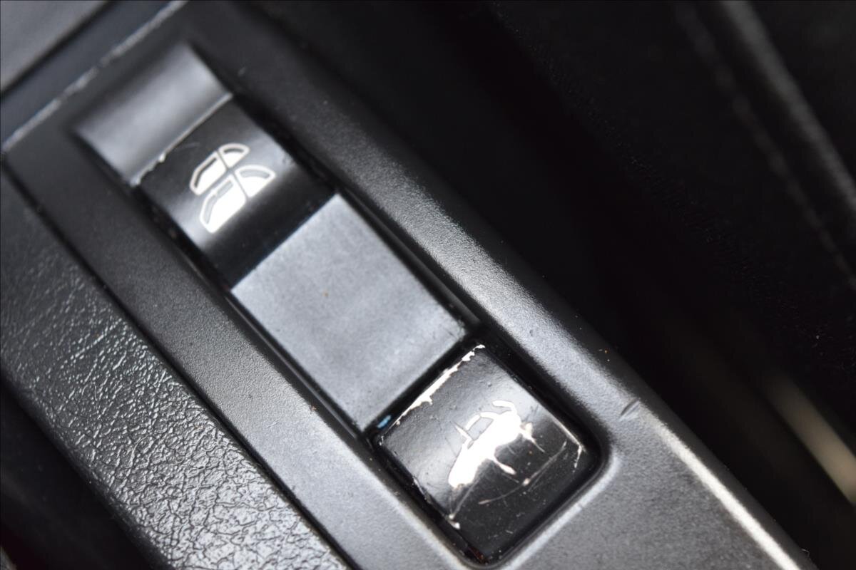 Peugeot 207 Kabriolet 1,6 l 88 kw