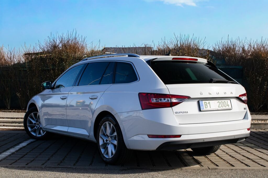 Škoda Superb Kombi 0,0 115 kw
