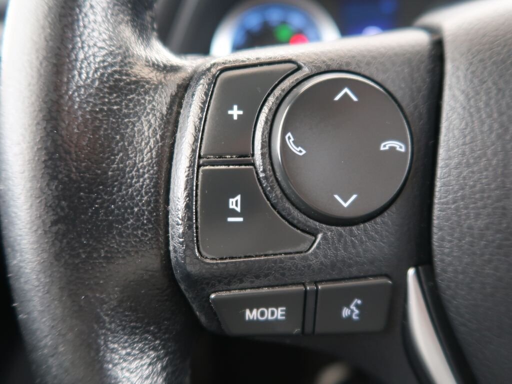 Toyota Corolla Sedan 1,6 l 97 kw