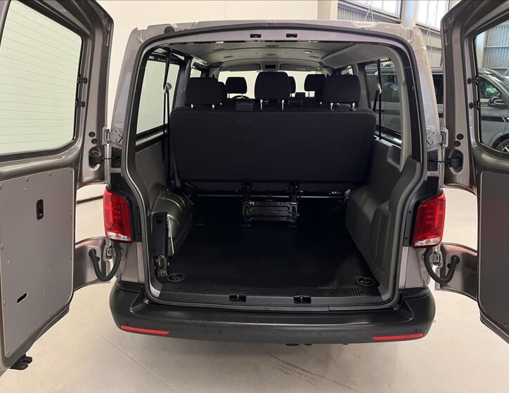 Volkswagen Transporter Kombi 2,0 l 110 kw