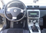Volkswagen Passat Sedan 2,0 l 103 kw