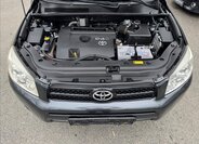 Toyota RAV4 SUV / Terénní 2,2 l 100 kw
