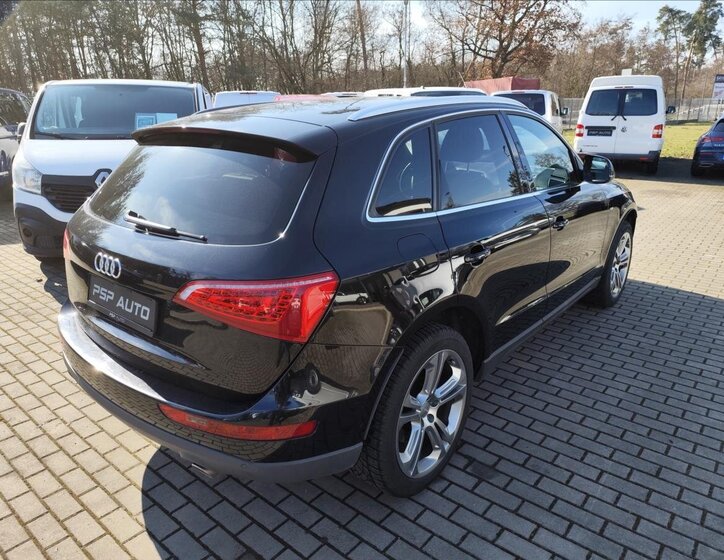 Audi Q5 Kombi 3,0 l 176 kw