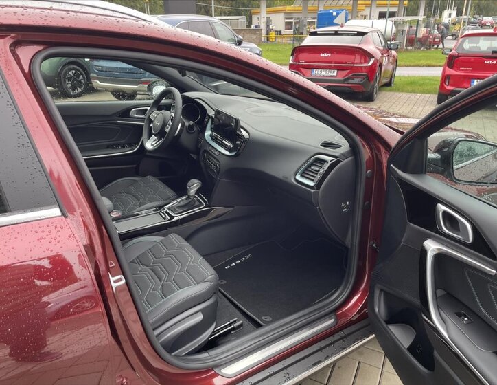 KIA XCeed SUV 1,6 l 110 kw