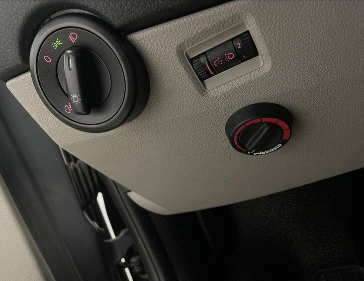 Volkswagen Transporter Kombi 2,0 l 110 kw