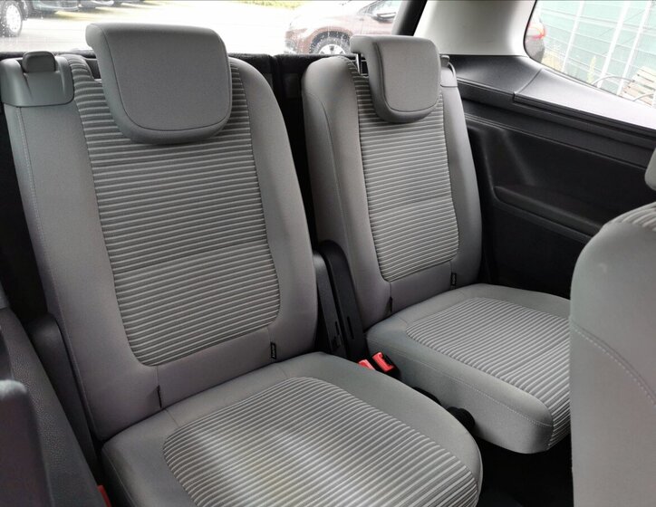 Seat Alhambra Kombi 1,4 l 110 kw