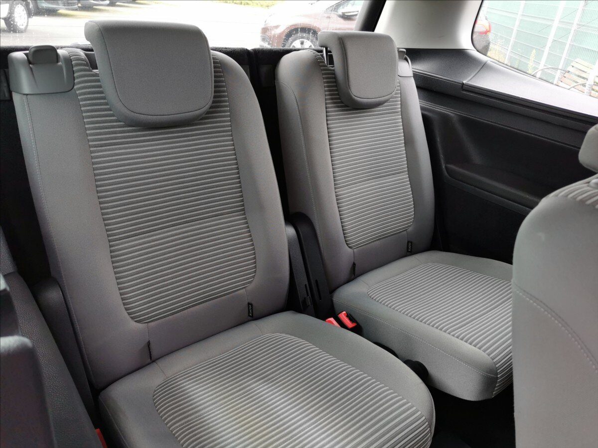 Seat Alhambra Kombi 1,4 l 110 kw