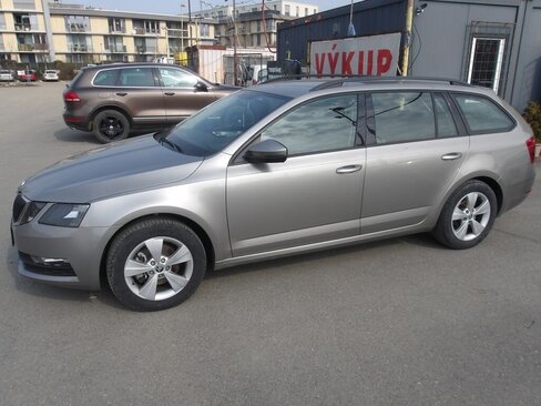 Škoda Octavia Kombi 1,5 l 110 kw
