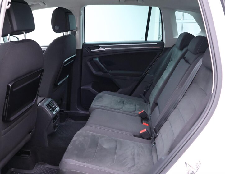 Volkswagen Tiguan 14