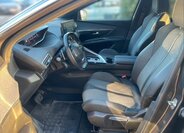 Peugeot 5008 SUV / Terénní 1,5 l 96 kw