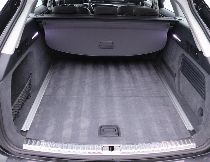 Audi A6 Allroad Kombi 3,0 l 210 kw