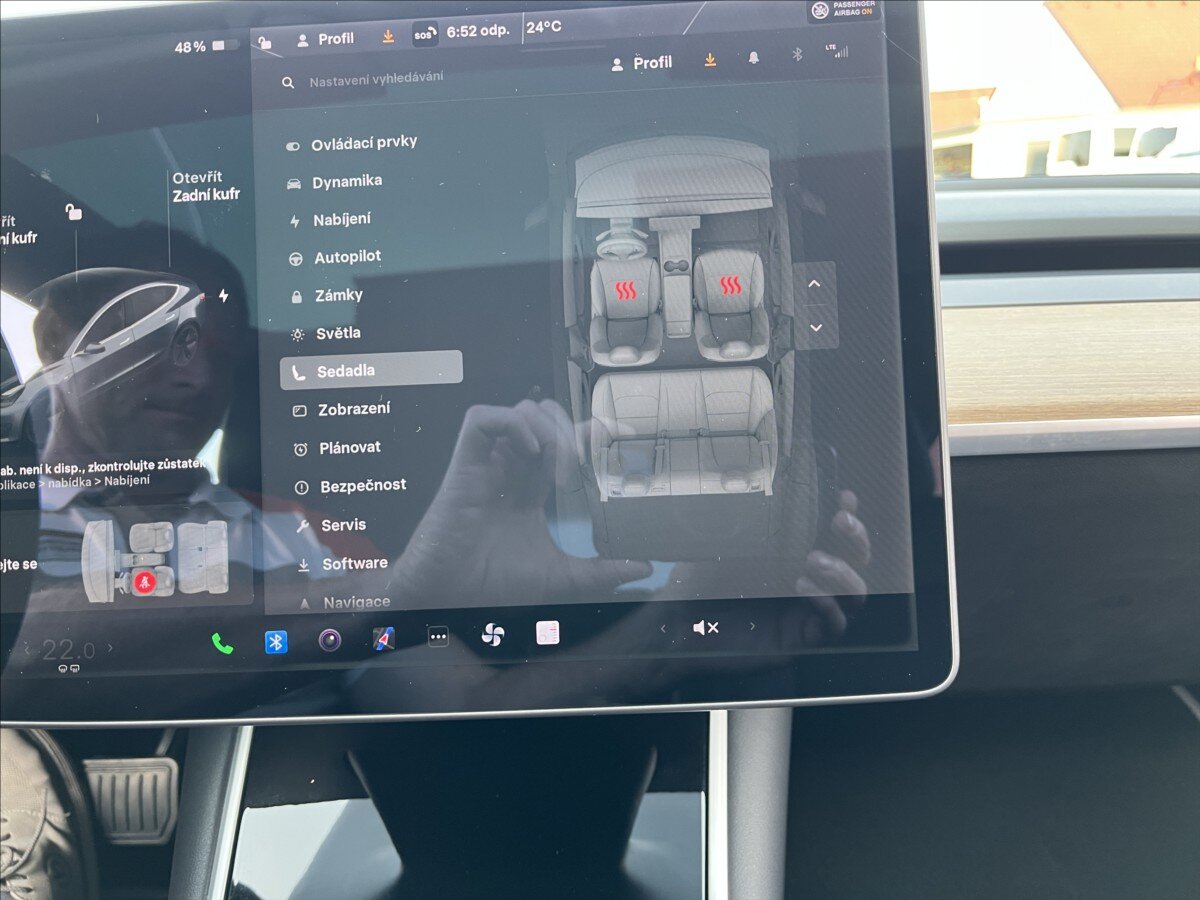 Tesla Model 3 Ostatní 0,0 239 kw