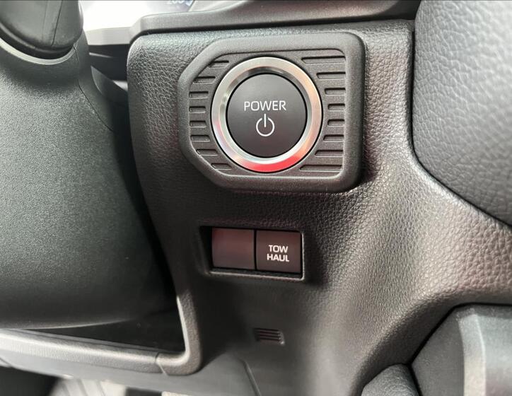 Toyota Land Cruiser 17