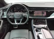 Audi Q8 19