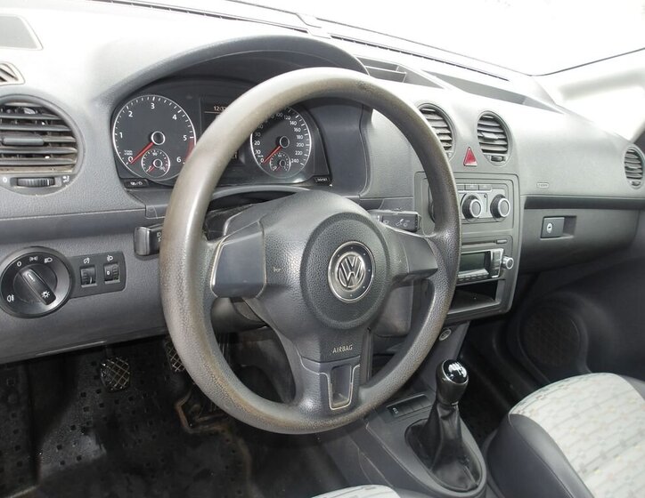 Volkswagen Caddy Skříň 1,6 l 55 kw