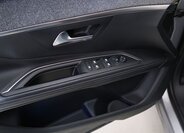 Peugeot 5008 SUV / Terénní 1,2 l 96 kw