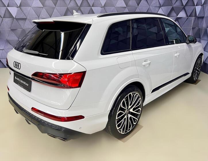 Audi SQ7 7