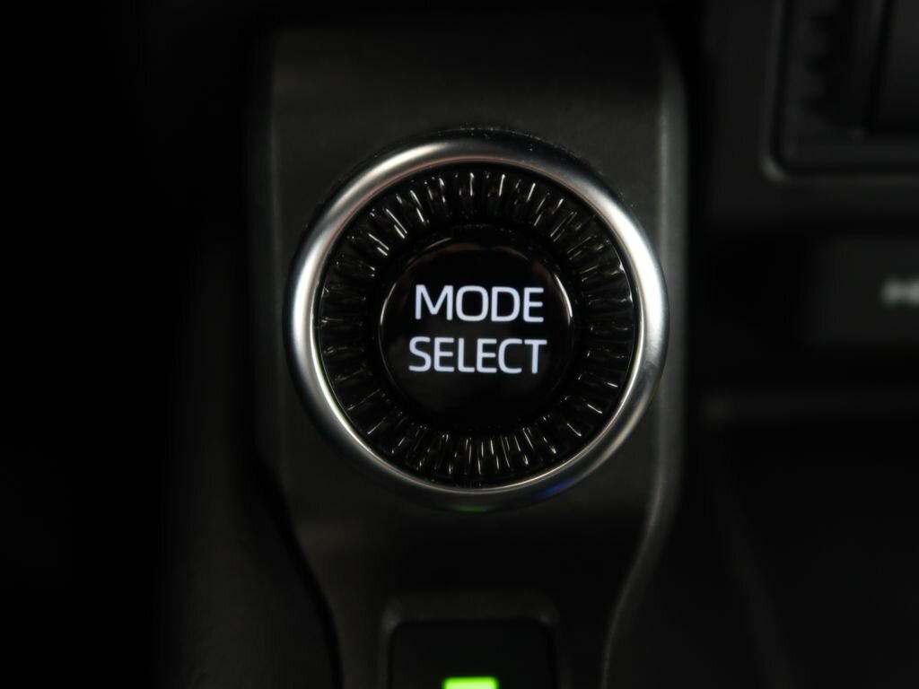 Toyota Land Cruiser SUV / Terénní 2,8 l 151 kw