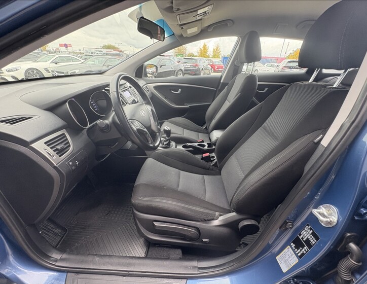 Hyundai i30 14