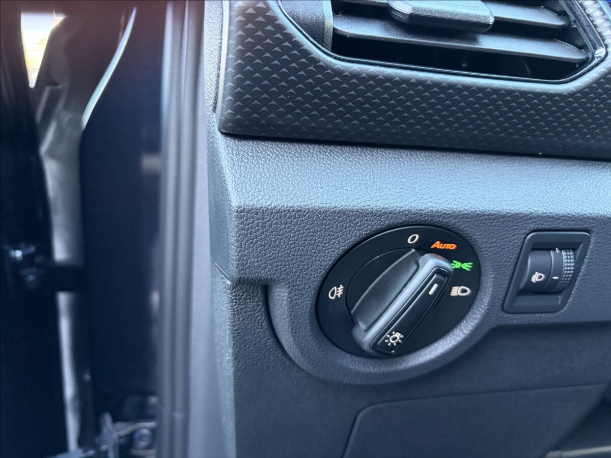 Volkswagen T-Cross Kombi 999,0 81 kw