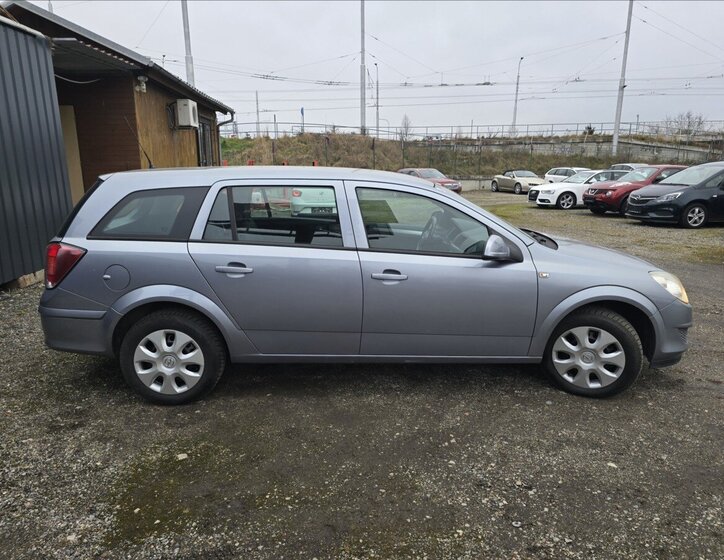 Opel Astra Kombi 1,6 l 85 kw