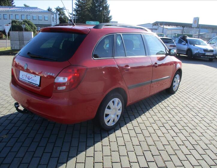 Škoda Fabia 32