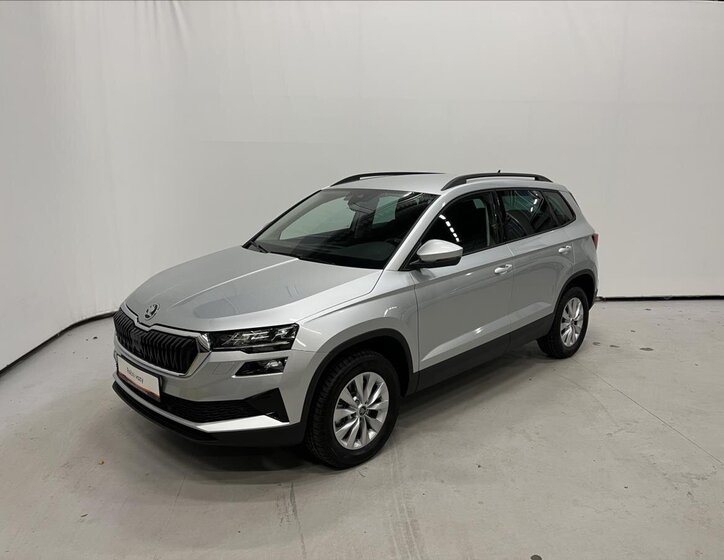 Škoda Karoq SUV 1,5 l 110 kw