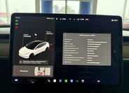 Tesla Model 3 Sedan / Limuzína 0,0 377 kw