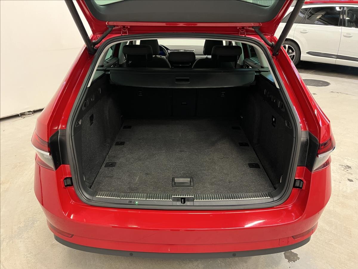 Škoda Superb Kombi 2,0 l 147 kw