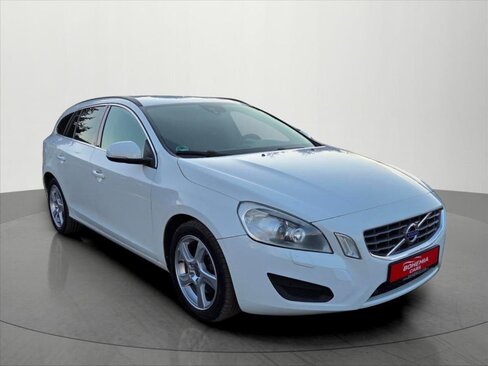Volvo V60 Kombi 2,0 l 120 kw