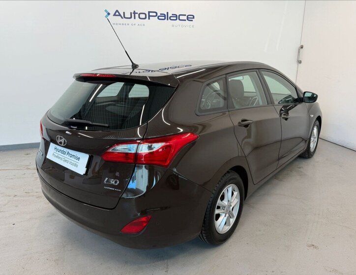 Hyundai i30 Kombi 1,6 l 88 kw