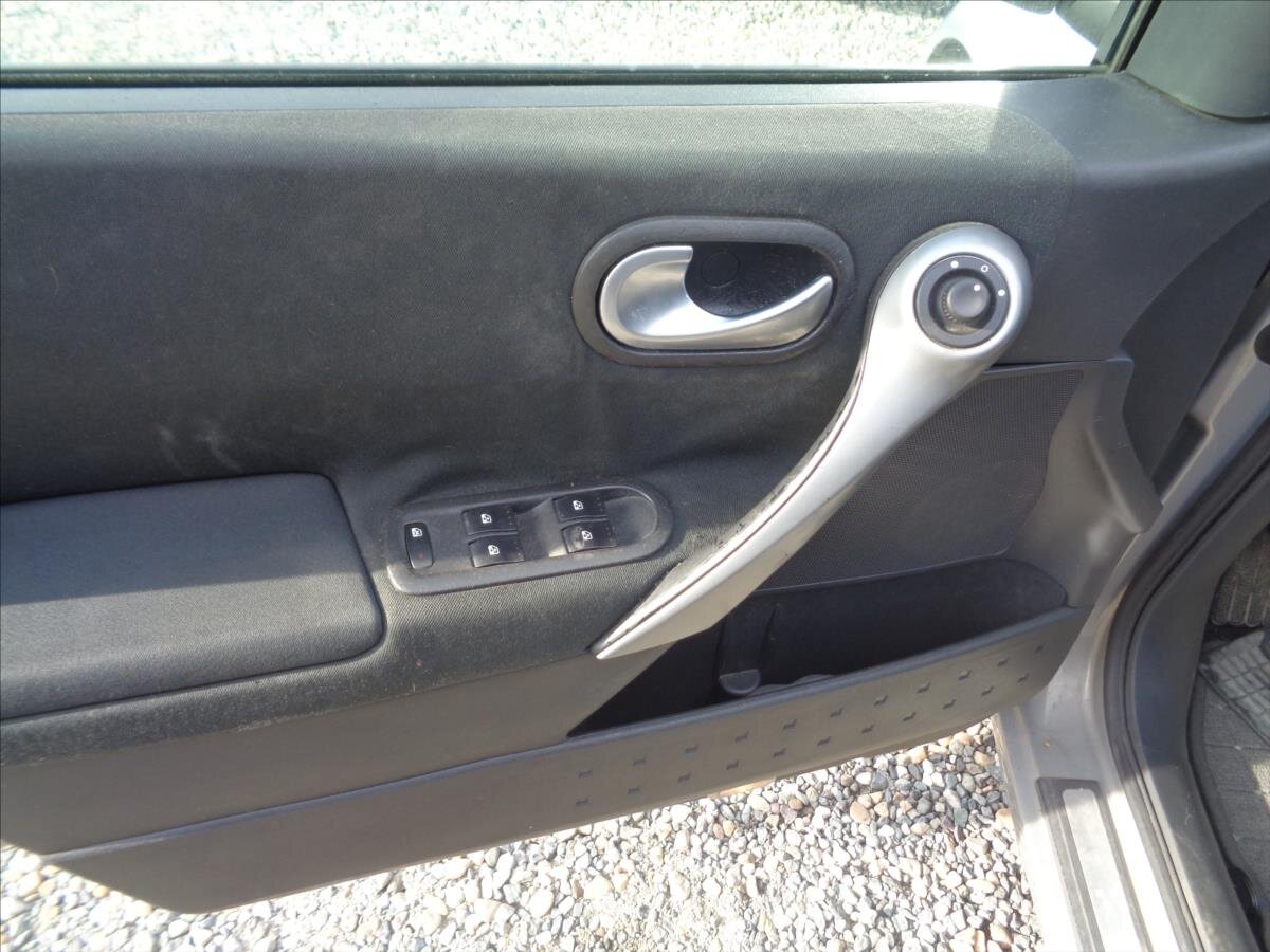 Renault Mégane Hatchback 1,4 l 72 kw