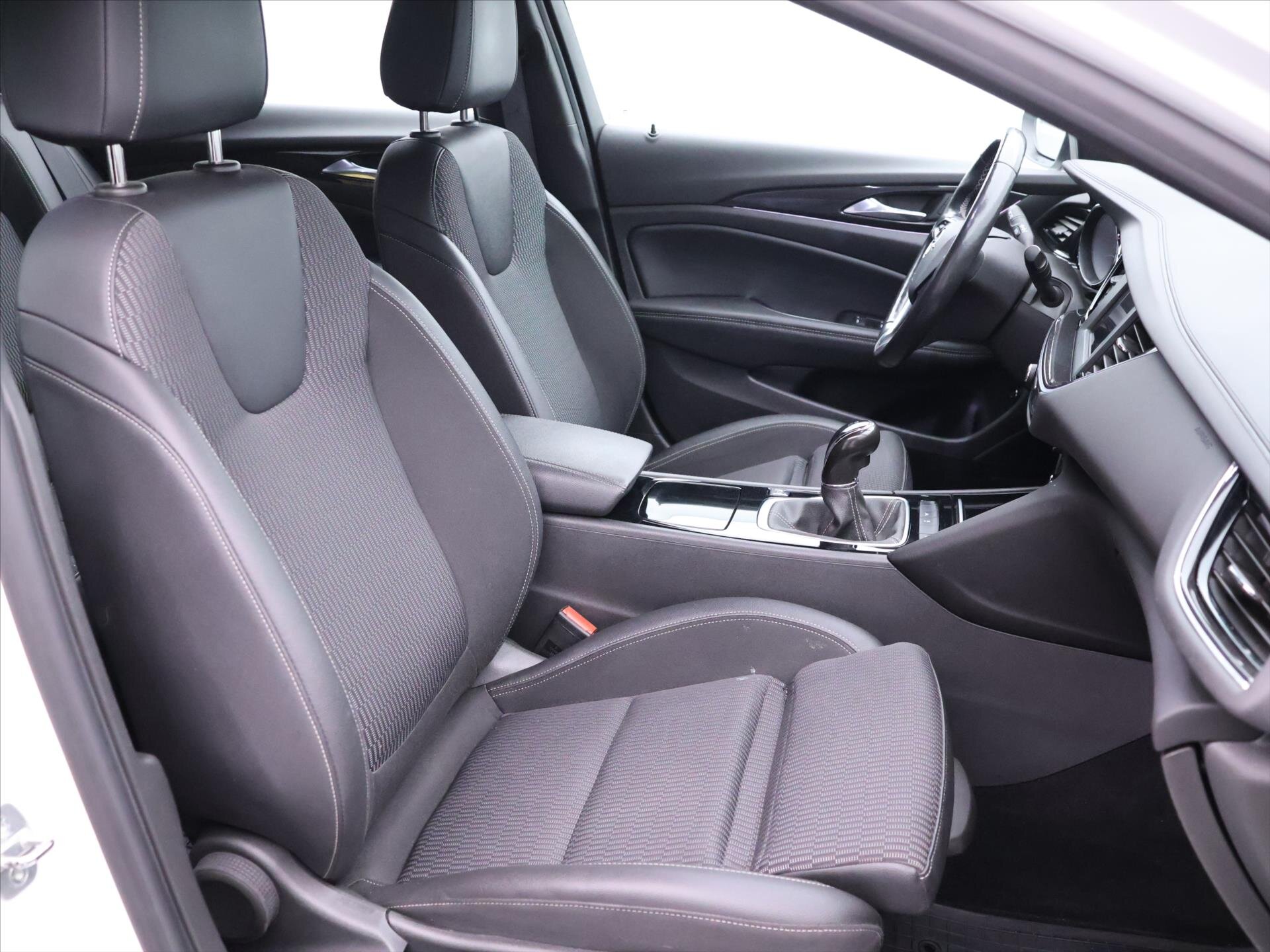 Opel Insignia Kombi 1,5 l 90 kw