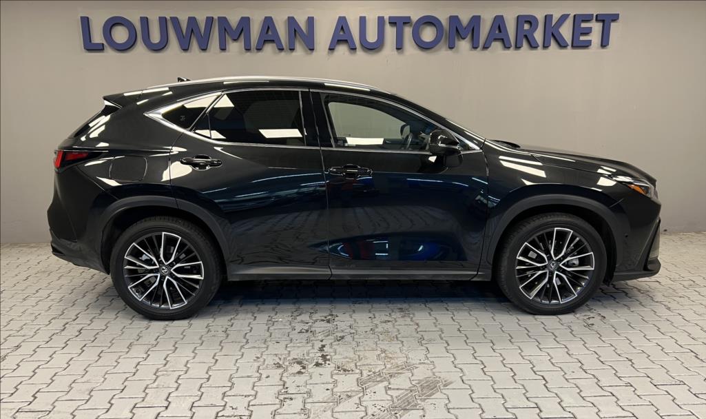 Lexus NX 450h plus