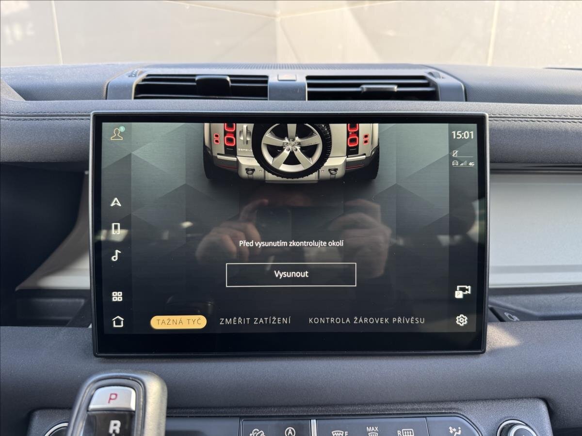 Land Rover Defender SUV / Terénní 3,0 l 221 kw