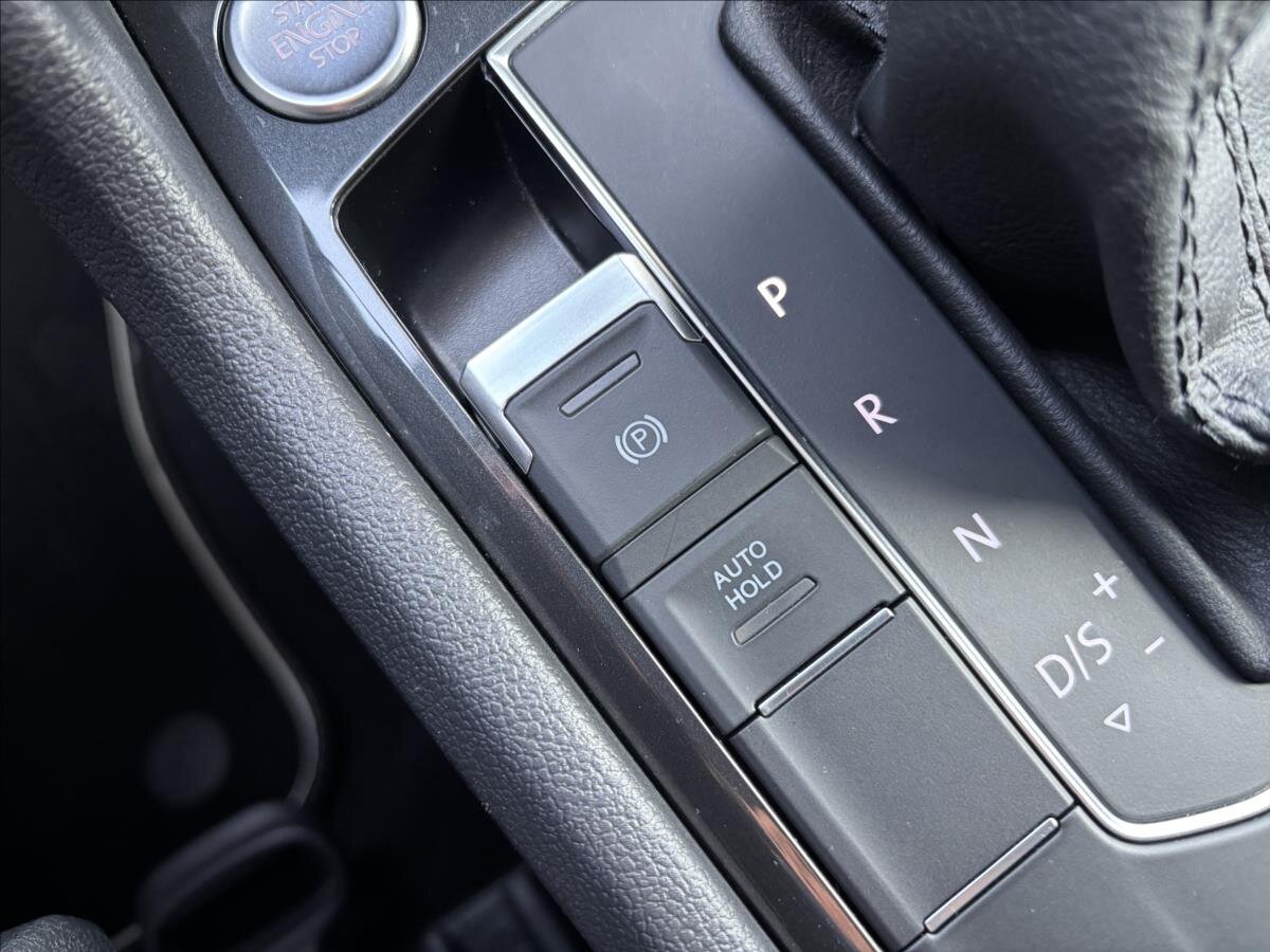 Volkswagen Tiguan SUV / Terénní 1,5 l 110 kw