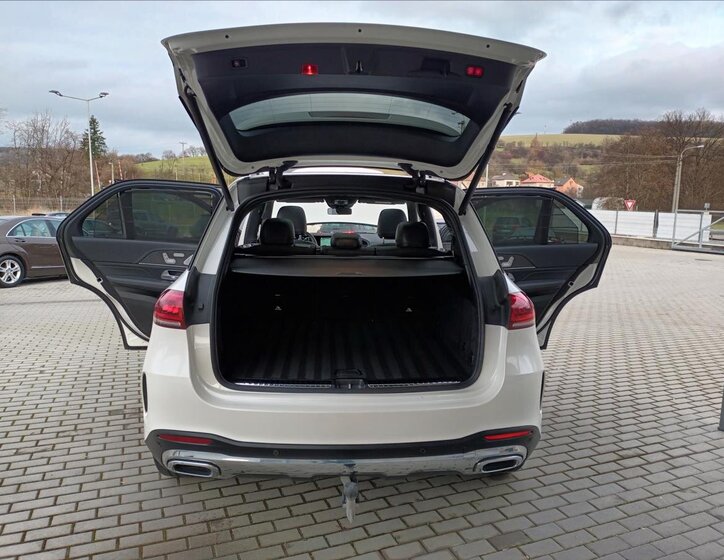 Mercedes-Benz GLE SUV 3,0 l 270 kw