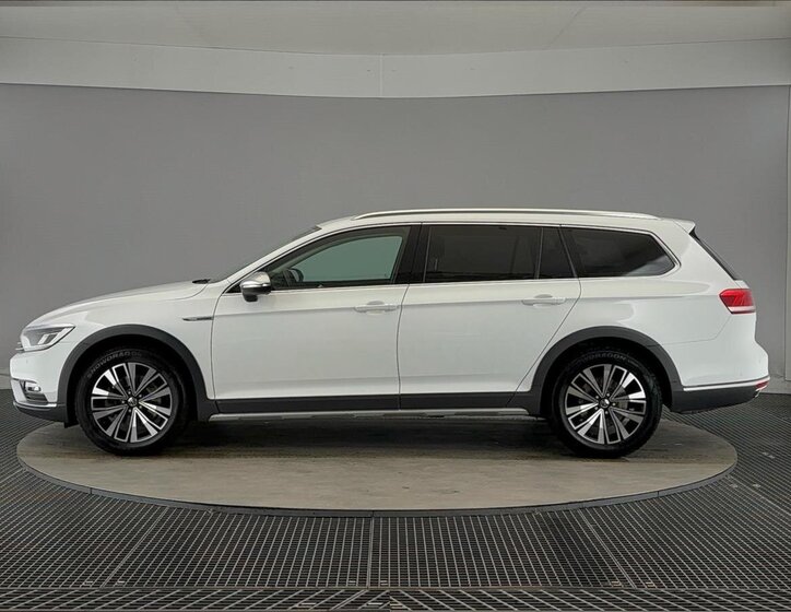 Volkswagen Passat Kombi 2,0 l 140 kw