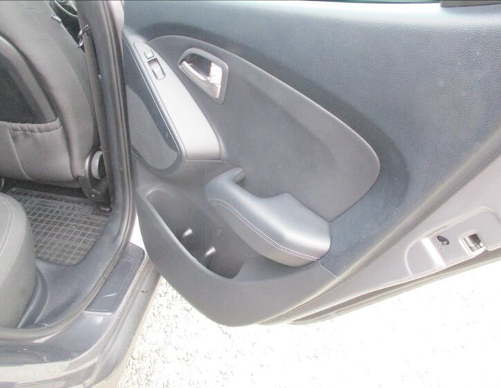 Hyundai ix35 SUV 2,0 l 100 kw