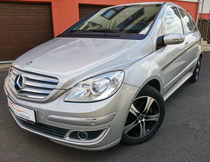Mercedes-Benz Třídy B Hatchback 2,0 l 80 kw