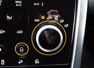 Land Rover Discovery Sport SUV 2,0 l 120 kw