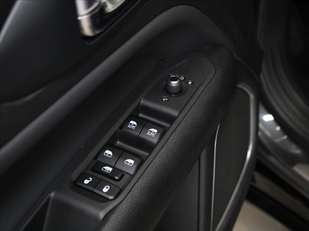 Jeep Compass SUV / Terénní 1,5 l 96 kw