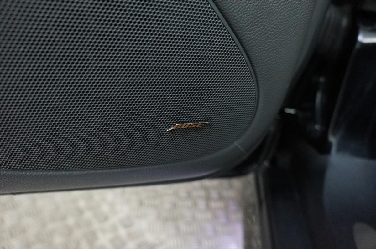 Mercedes-Benz SL Kabriolet 5,5 l 471 kw