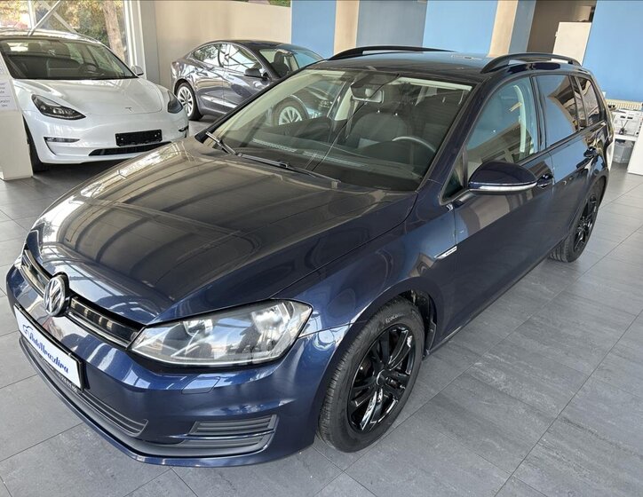 Volkswagen Golf Kombi 1,6 l 81 kw