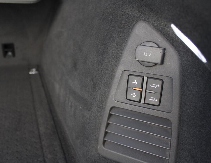 Volkswagen Touareg SUV 3,0 l 170 kw